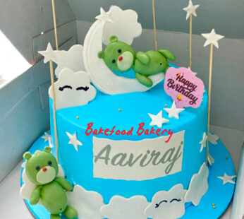 Teddy Clouds Cake