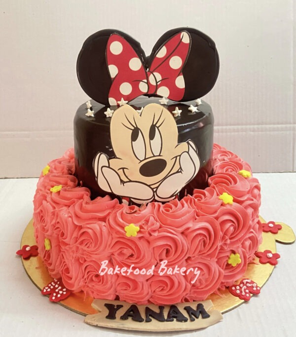 Minnie Mouse Cake