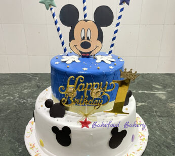 Mickey Mouse Cake