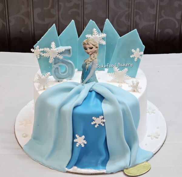 Frozen Fondant Cake