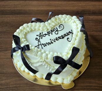Black Vintage Ribbon Cake